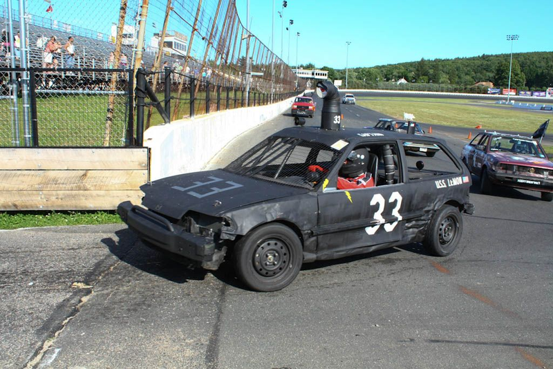 Illustration for article titled The 24 Hours Of LeMons New England 2009 Über Gallery, Part 2